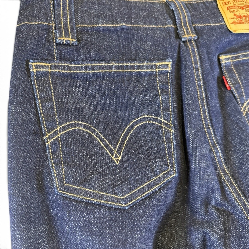 Levi's Classic Women's Mid-Rise Jeans 4M Bootcut Dark Wash NWT NEW W/Tags - Picture 12 of 15